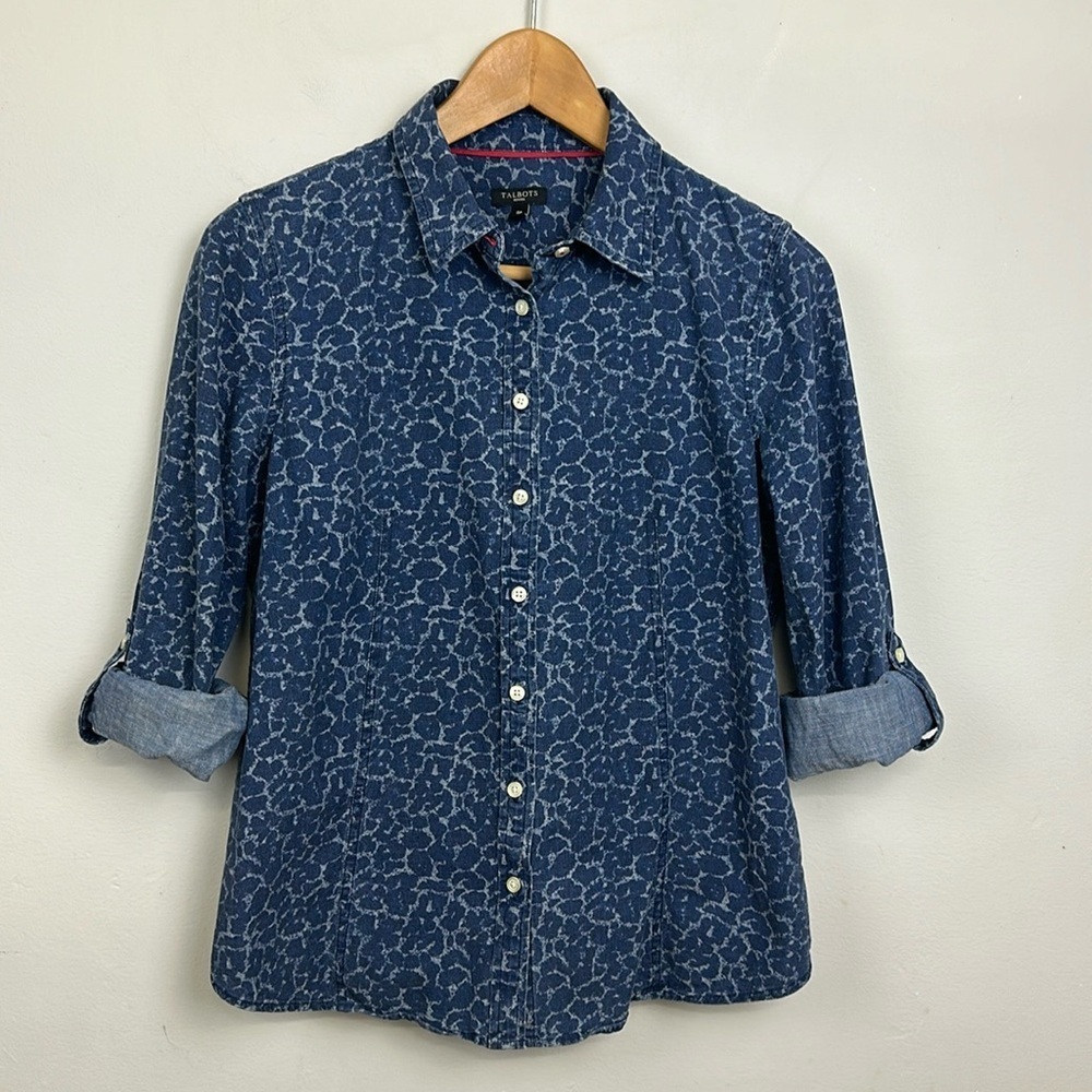 Talbots Chambray Animal Print Roll Tab Button Up Shirt Sz 8P